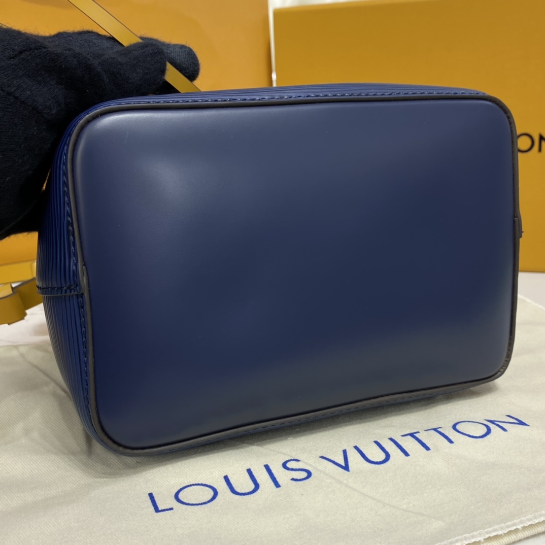 Louis Vuitton NEONOE BB Shoulder Bag Epi Leather M53610 Indigo Blue